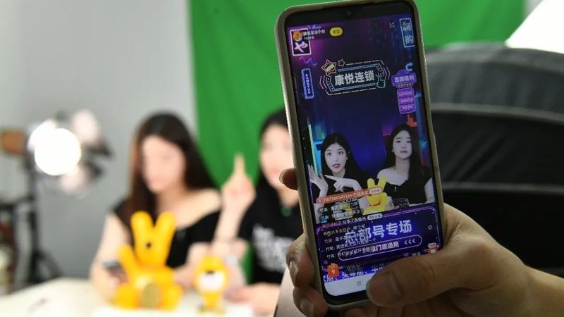 专业师傅在维修过程中，需要具备以下技能和经验：